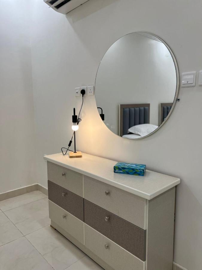 Luxurious Family 3 Bedroom Apartments 10 Mins Drive To Al-Masjid Nabawi - Nozol Noor 1 Medina Exterior foto