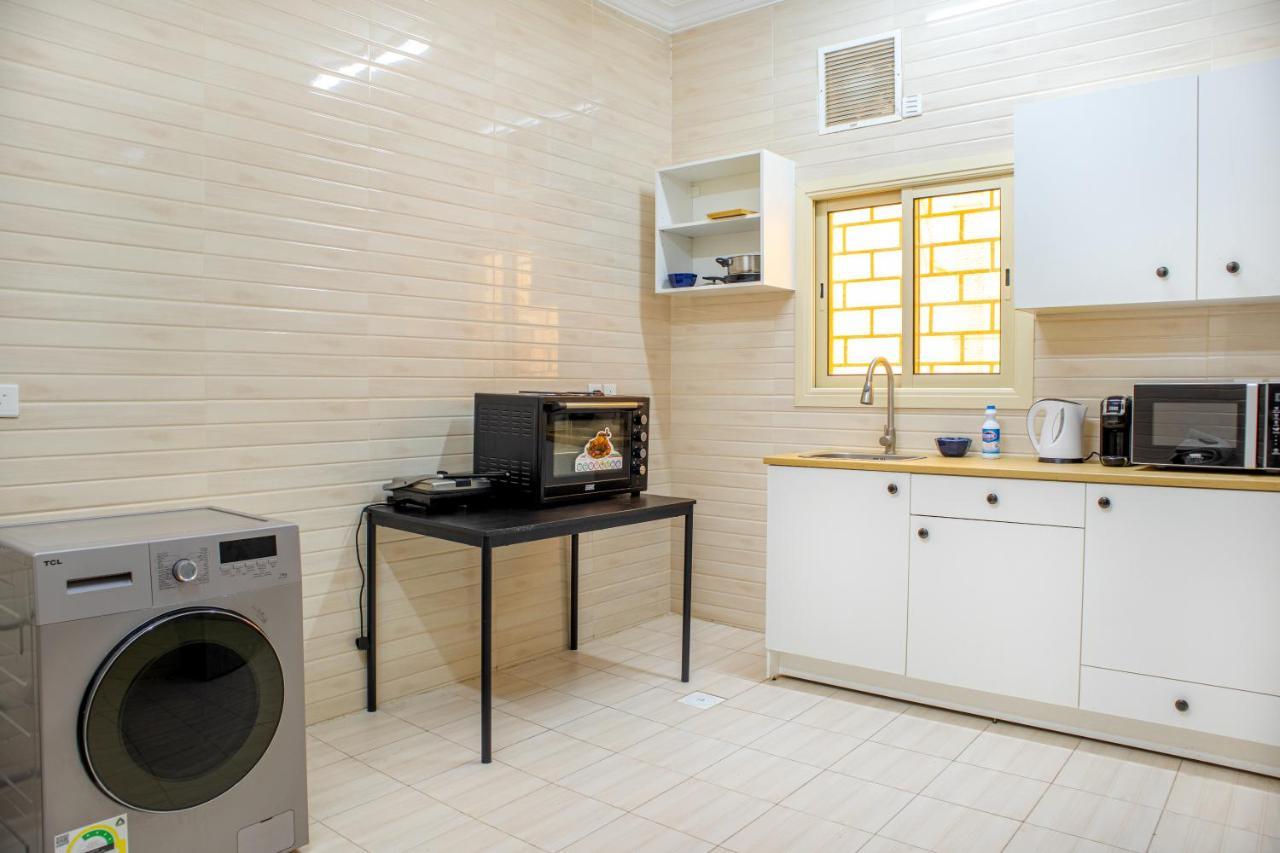 Luxurious Family 3 Bedroom Apartments 10 Mins Drive To Al-Masjid Nabawi - Nozol Noor 1 Medina Exterior foto