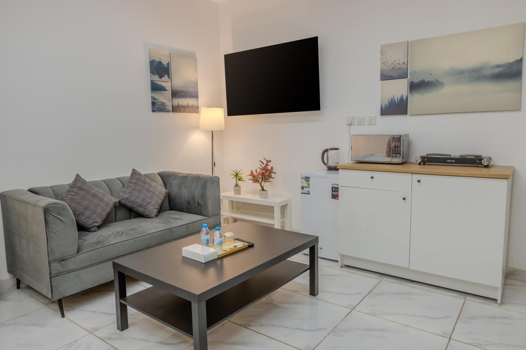 Luxurious Family 3 Bedroom Apartments 10 Mins Drive To Al-Masjid Nabawi - Nozol Noor 1 Medina Exterior foto