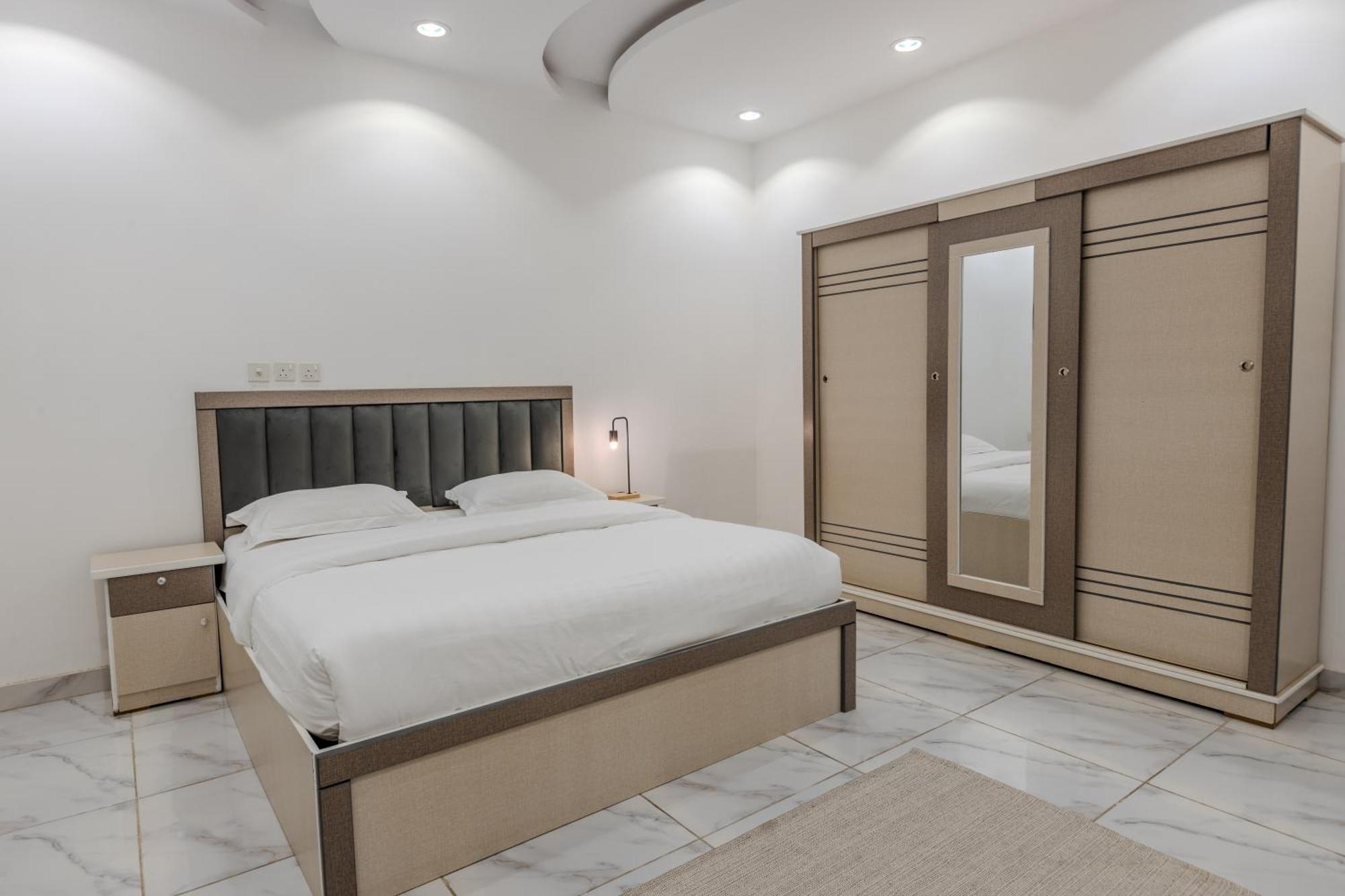 Luxurious Family 3 Bedroom Apartments 10 Mins Drive To Al-Masjid Nabawi - Nozol Noor 1 Medina Exterior foto